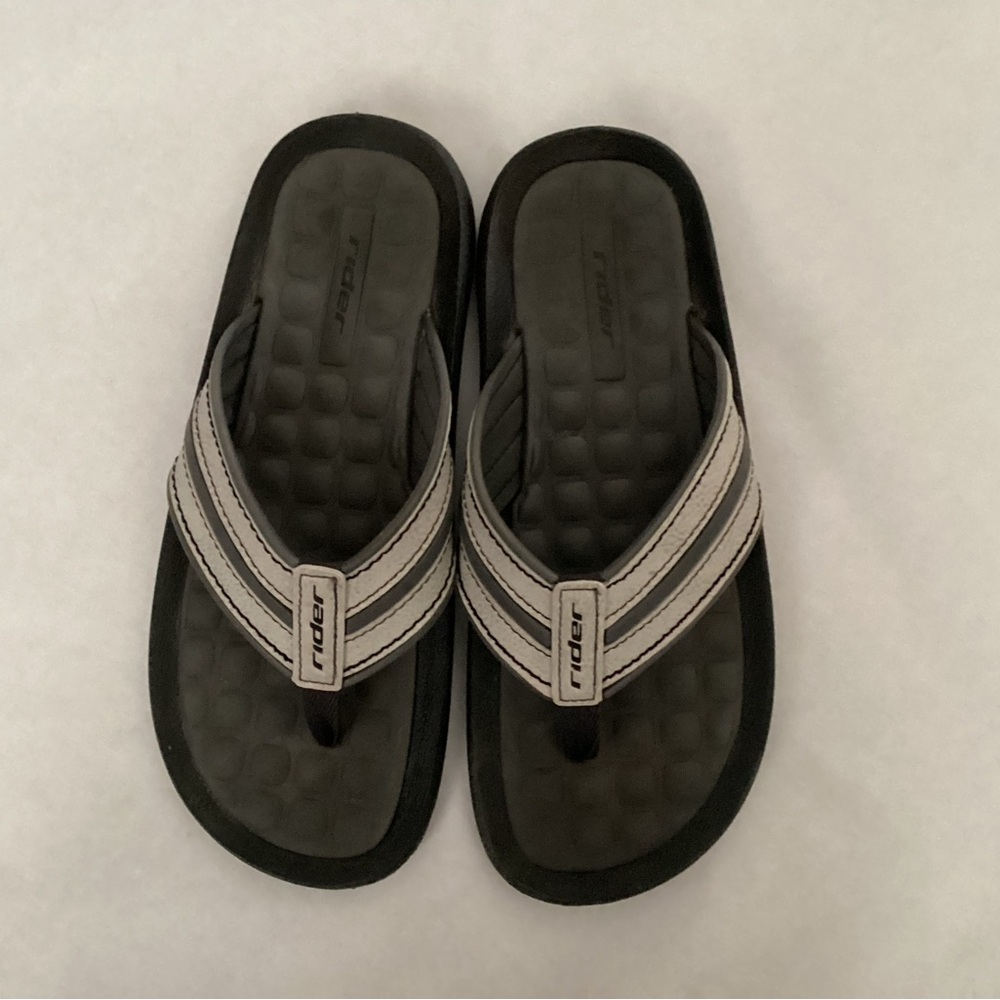 Rider Grendene Thong Flip-Flops, Size 10